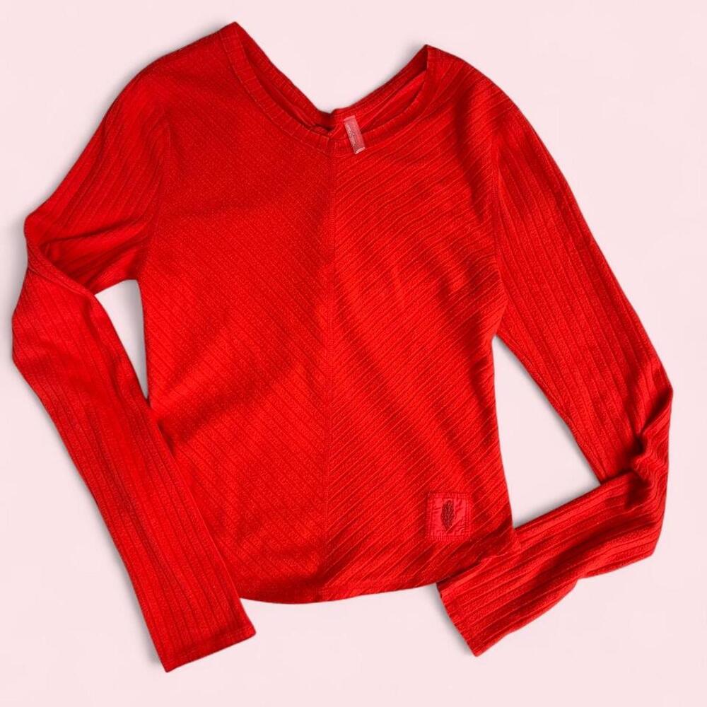 Free People Movement Red ribbed long sleeve top with cutout back detail